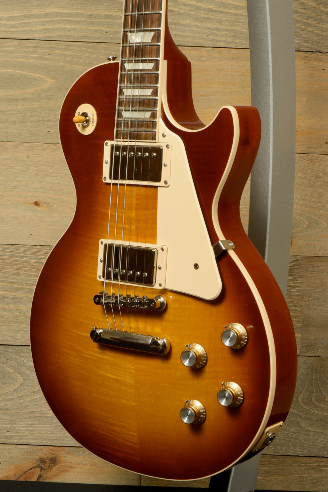 Gibson 2019 Les Paul Standard '60s Iced Tea, front view with polished wood finish