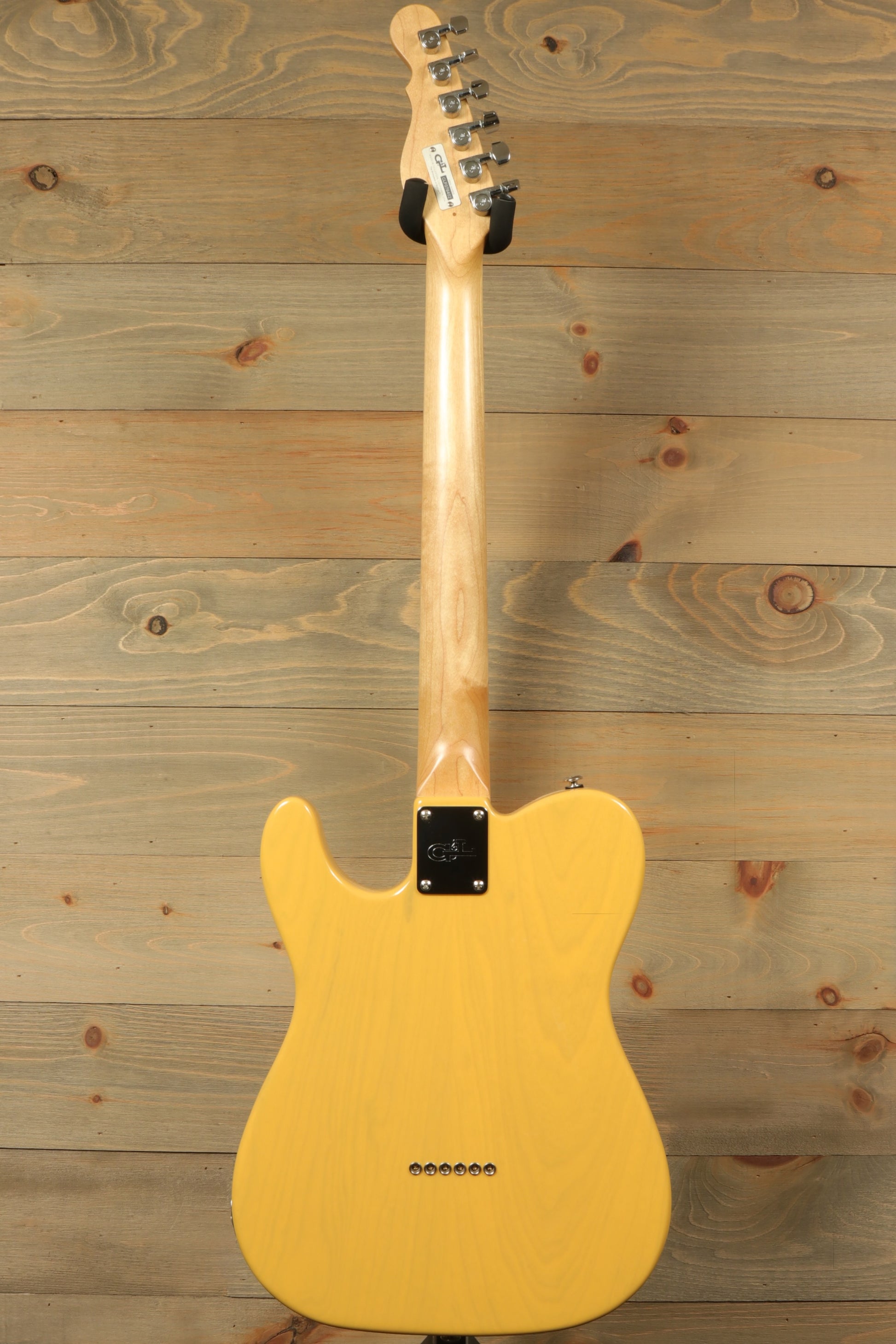 G&L 2016 ASAT Classic in natural finish, back view, made in USA, includes hardshell case