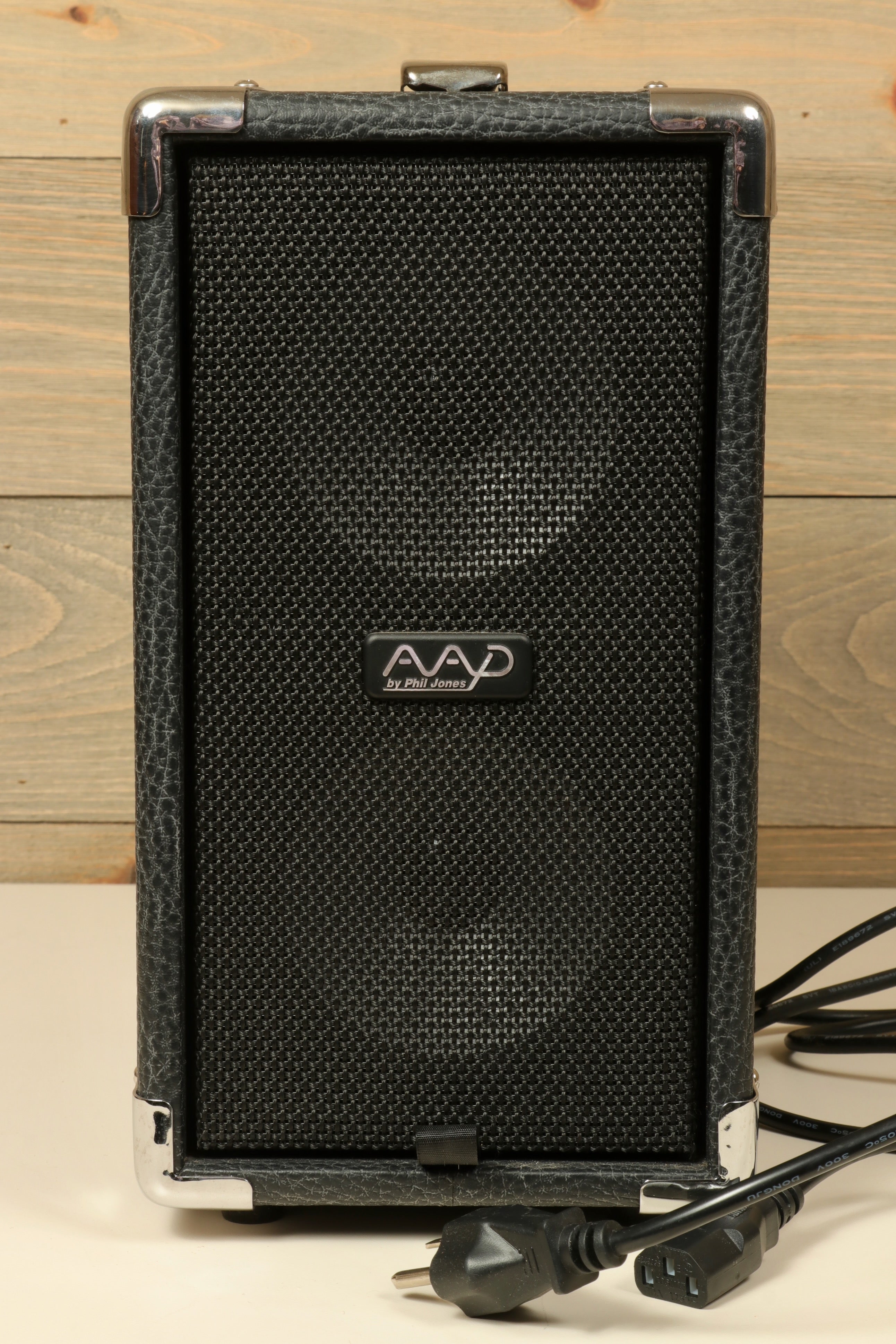 Phil Jones AG-100 Acoustic Guitar Amp – Mojo's Music