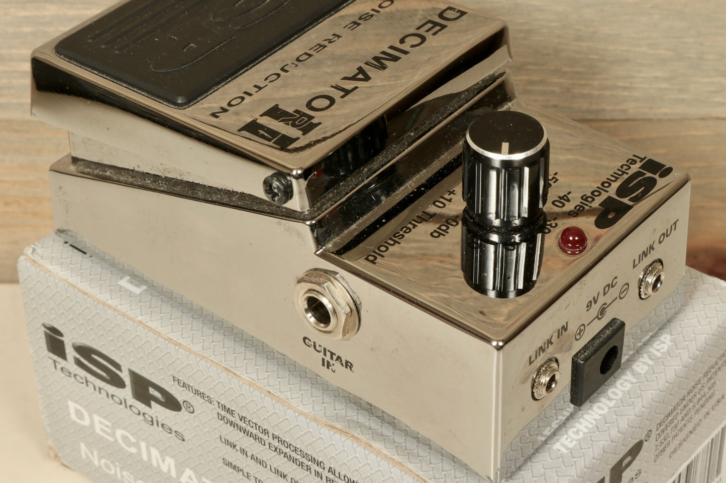 Used ISP Decimator II noise reduction pedal with control knob for guitar effects