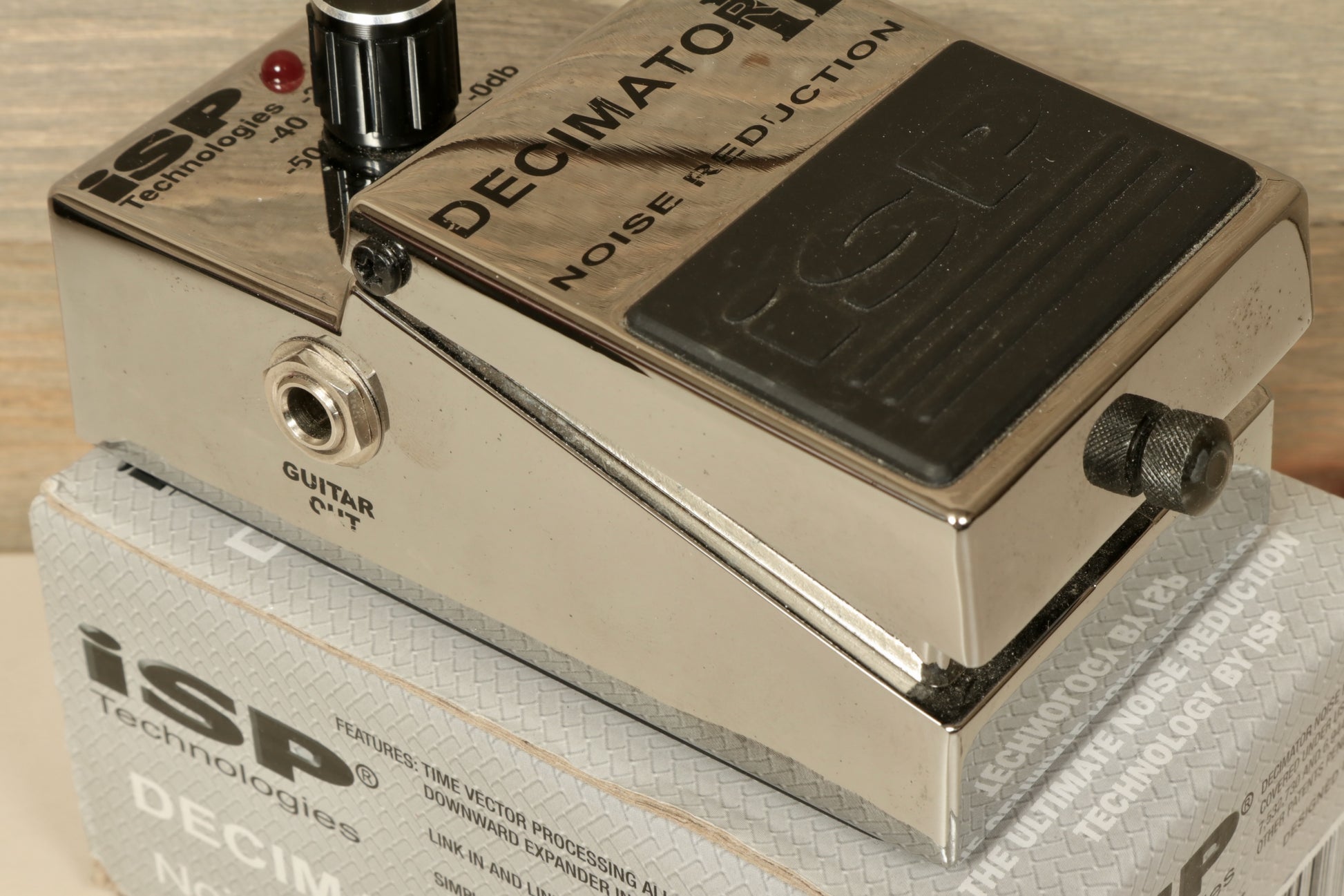 Used ISP Decimator II noise reduction pedal with compact design and adjustable controls for guitarists