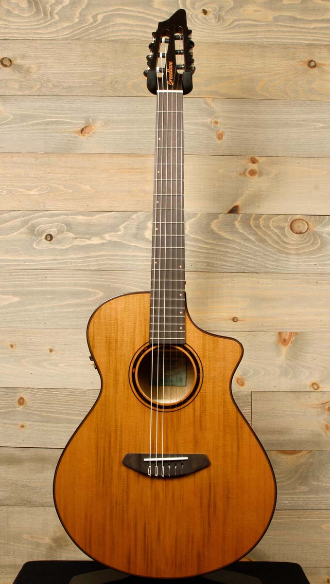 Breedlove Pursuit Exotic S Concert Nylon CE Red cedar-Myrtlewood