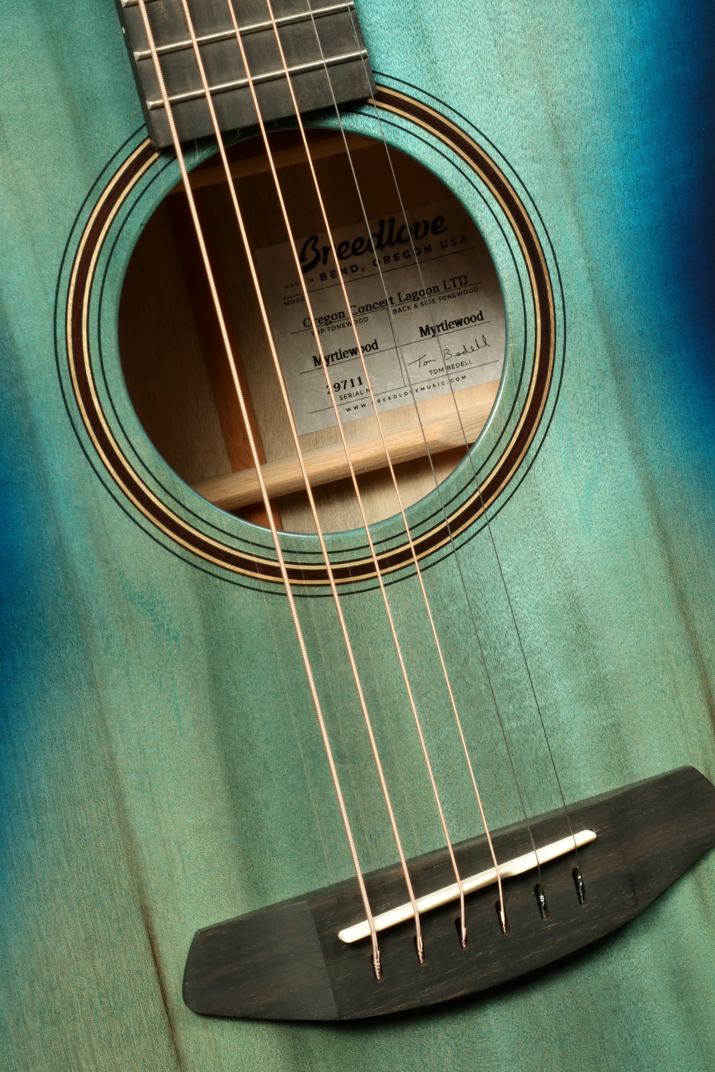 Breedlove Oregon Concert Lagoon Myrtlewood-Myrtlewood LTD In Stock Now