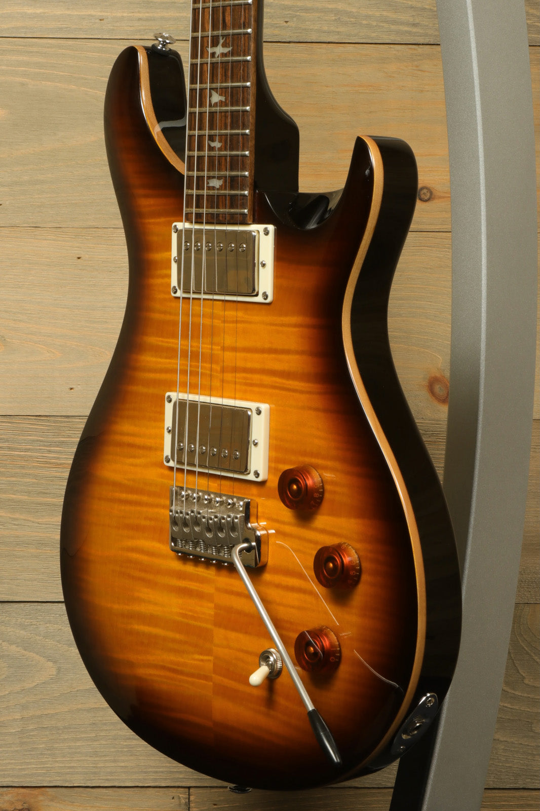 Paul Reed Smith SE DGT Sunburst Electric Guitar with PRS Gig Bag, showcasing beautiful sunburst finish and hardware