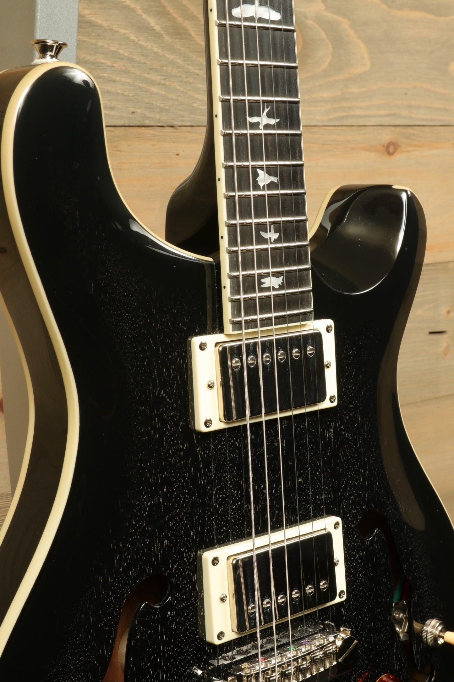PRS SE Hollowbody Standard Piezo - Doghair - Excellent Condition w/ Hard Case, close-up view of body