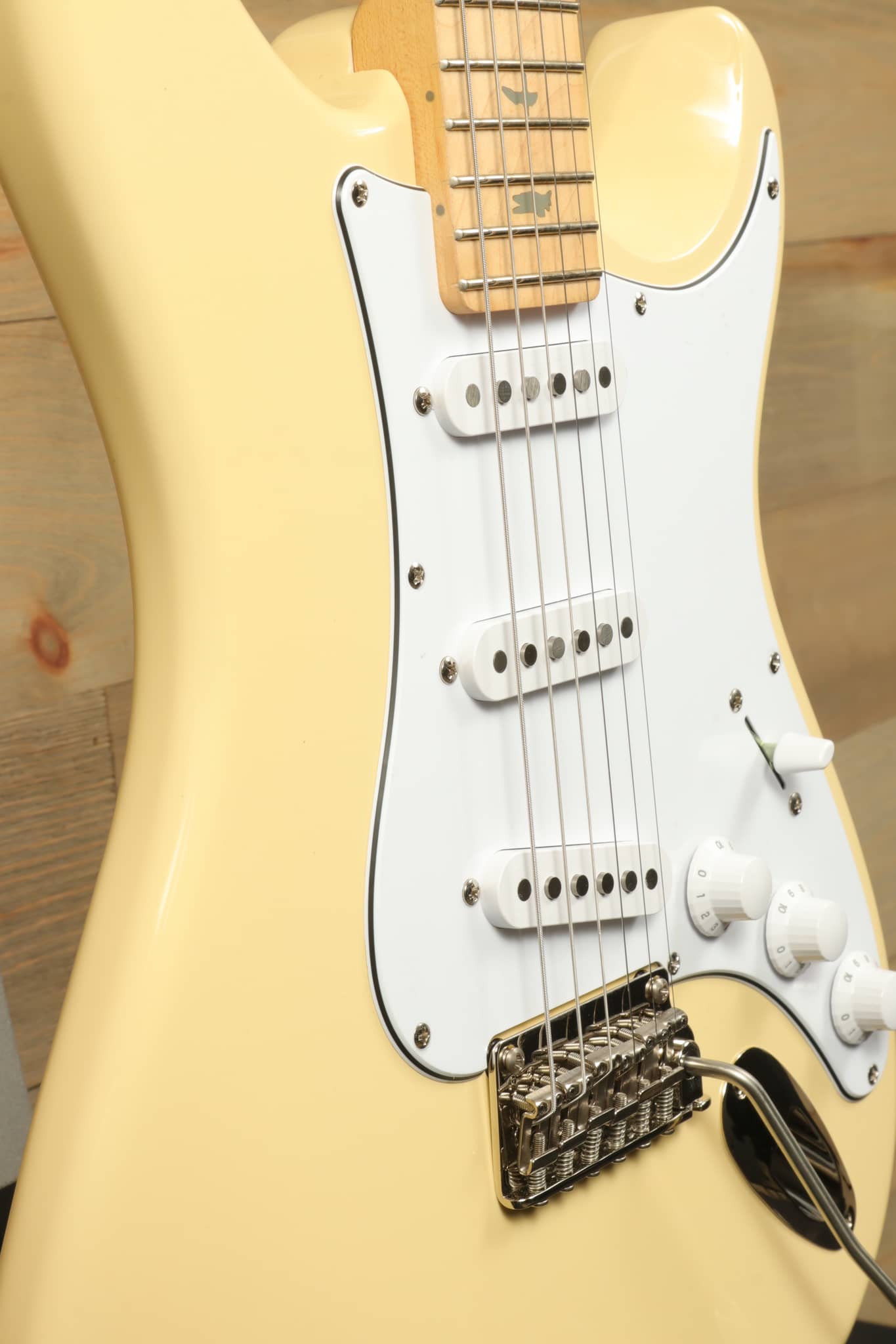 PRS SE Silver Sky - Moon White electric guitar with a classic design and versatile tone
