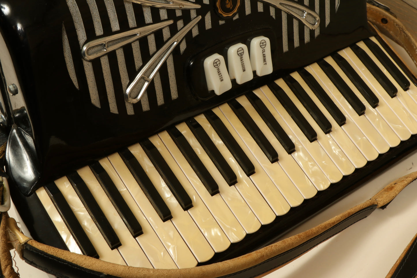 Rivoli Little Maestro Accordion in black and white, top view of keyboard and buttons