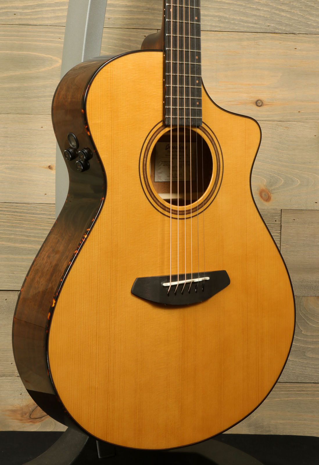 Breedlove Performer Pro Concert Thinline Aged Toner CE European-African Mahogany