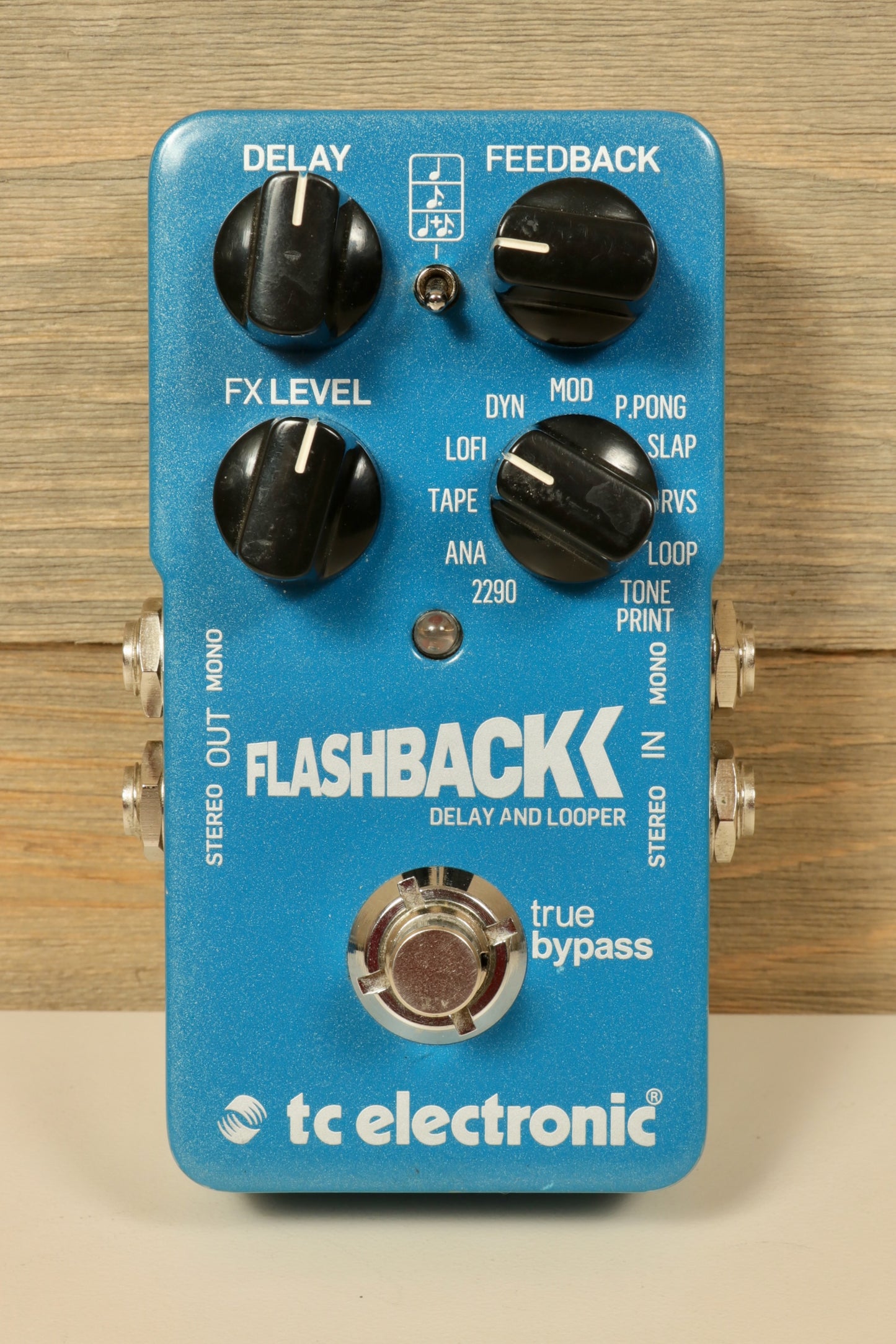 TC Electronic Flashback Delay and Looper in blue with knobs for delay and feedback control