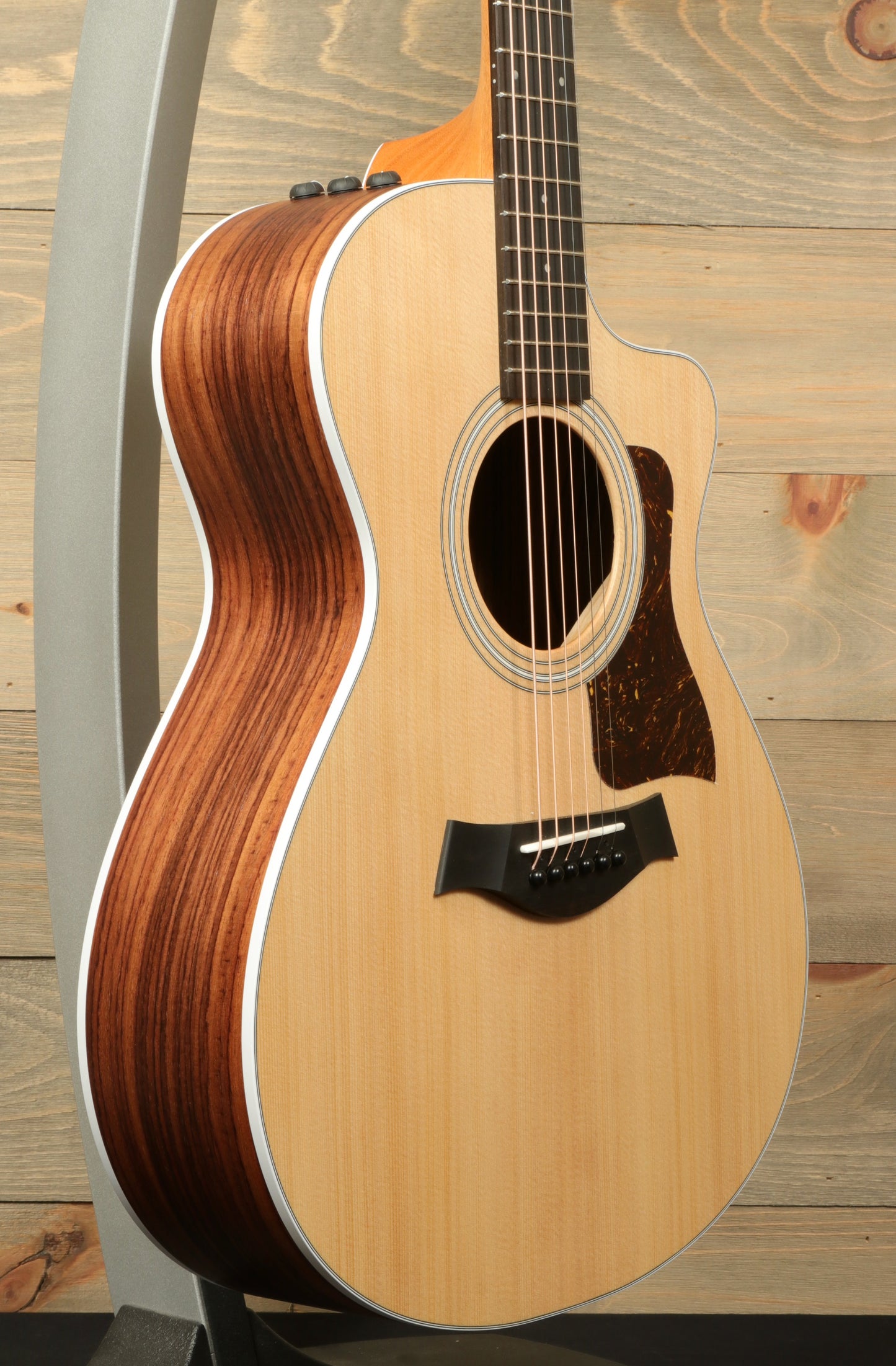 Taylor 212ce