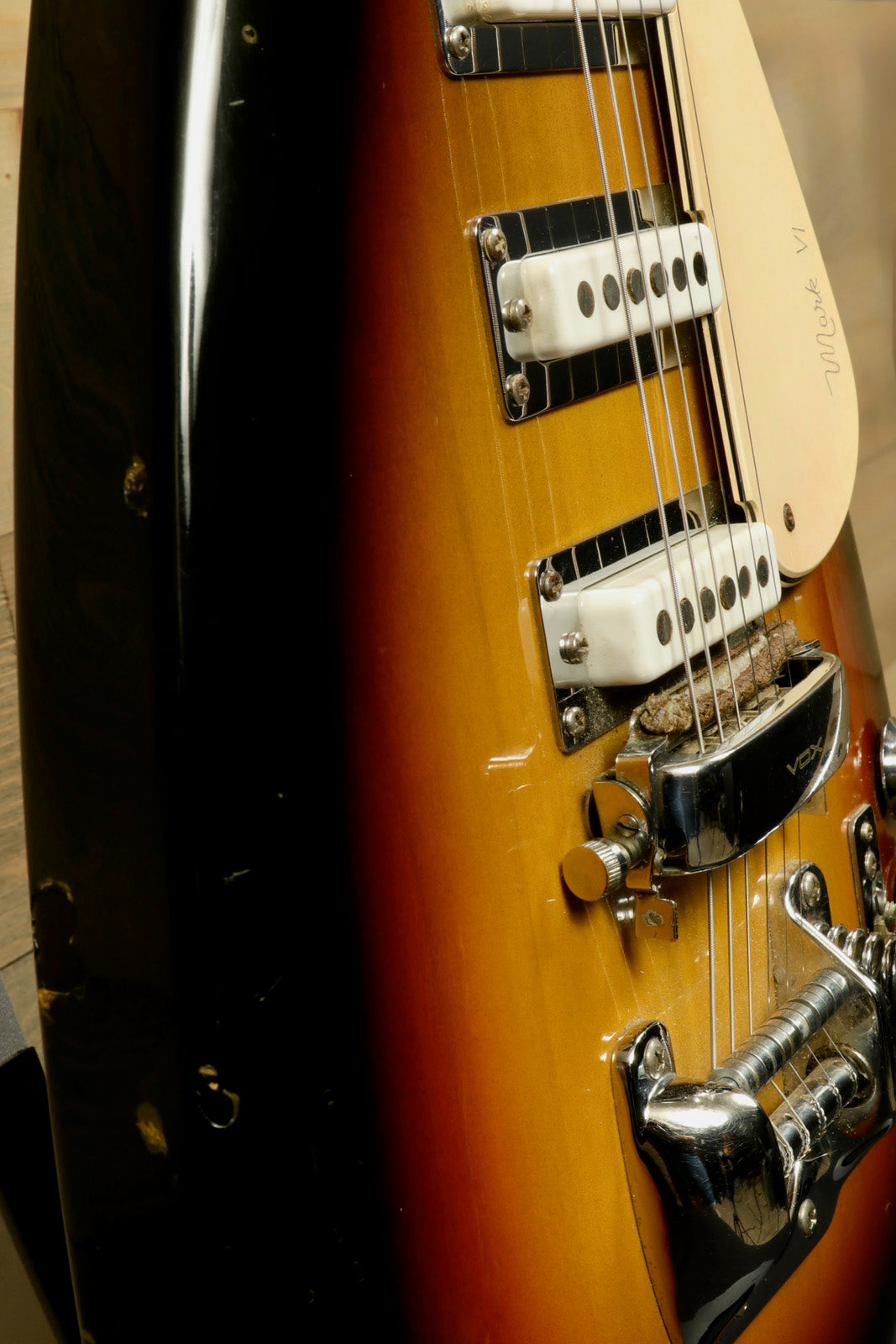 V222 Vox Mark VI Teardrop Guitar - Rare Vintage Vox Guitar