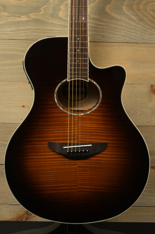 Yamaha APX600 FM acoustic electric guitar in sunburst finish, front view with glossy body