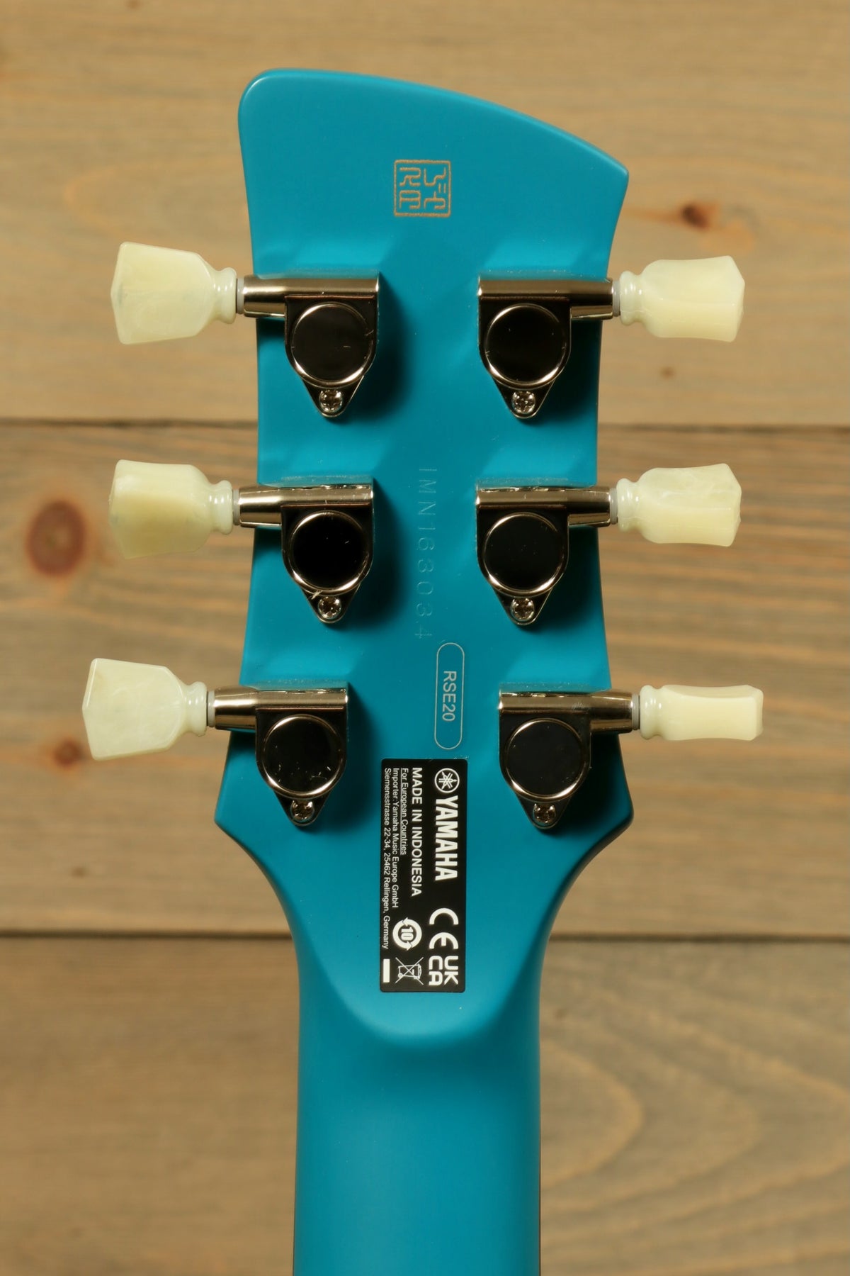 Yamaha Revstar Standard RSS20 Electric Guitar Swift Blue, back view showing tuning pegs