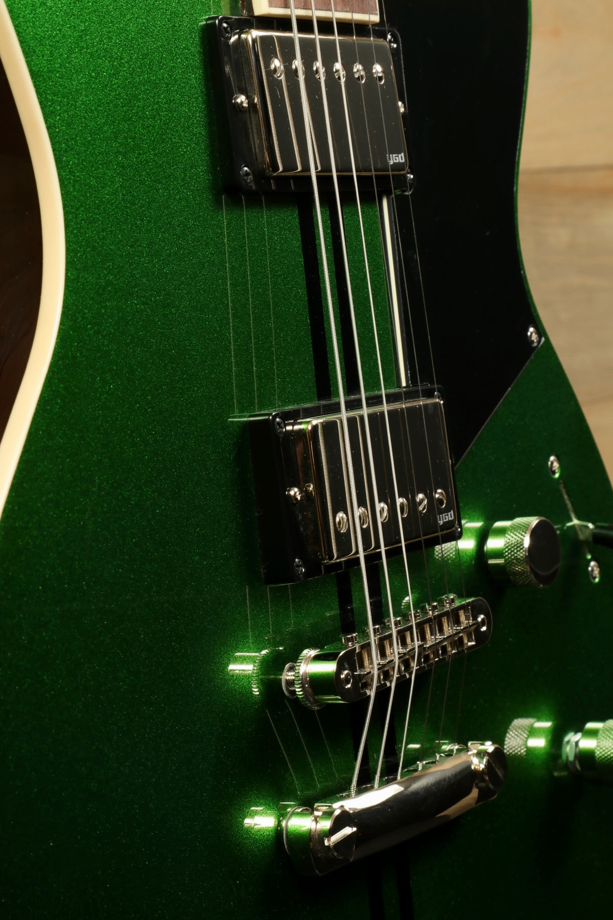 Yamaha Revstar Standard RSS20 in metallic green finish, close-up view of the body and hardware