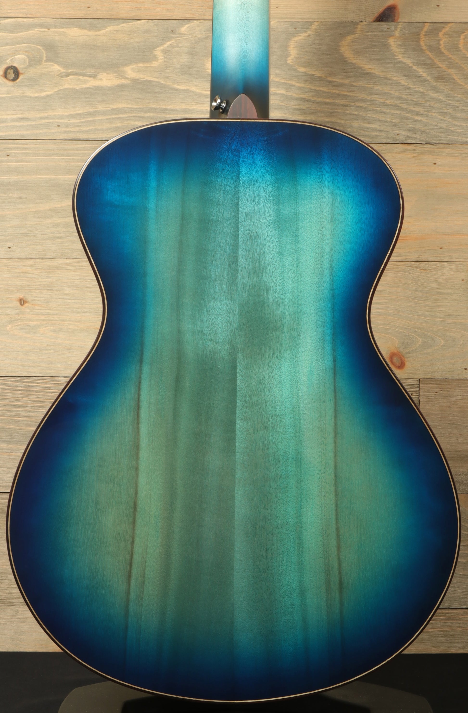 Breedlove Oregon Concert Lagoon Myrtlewood-Myrtlewood LTD In Stock Now