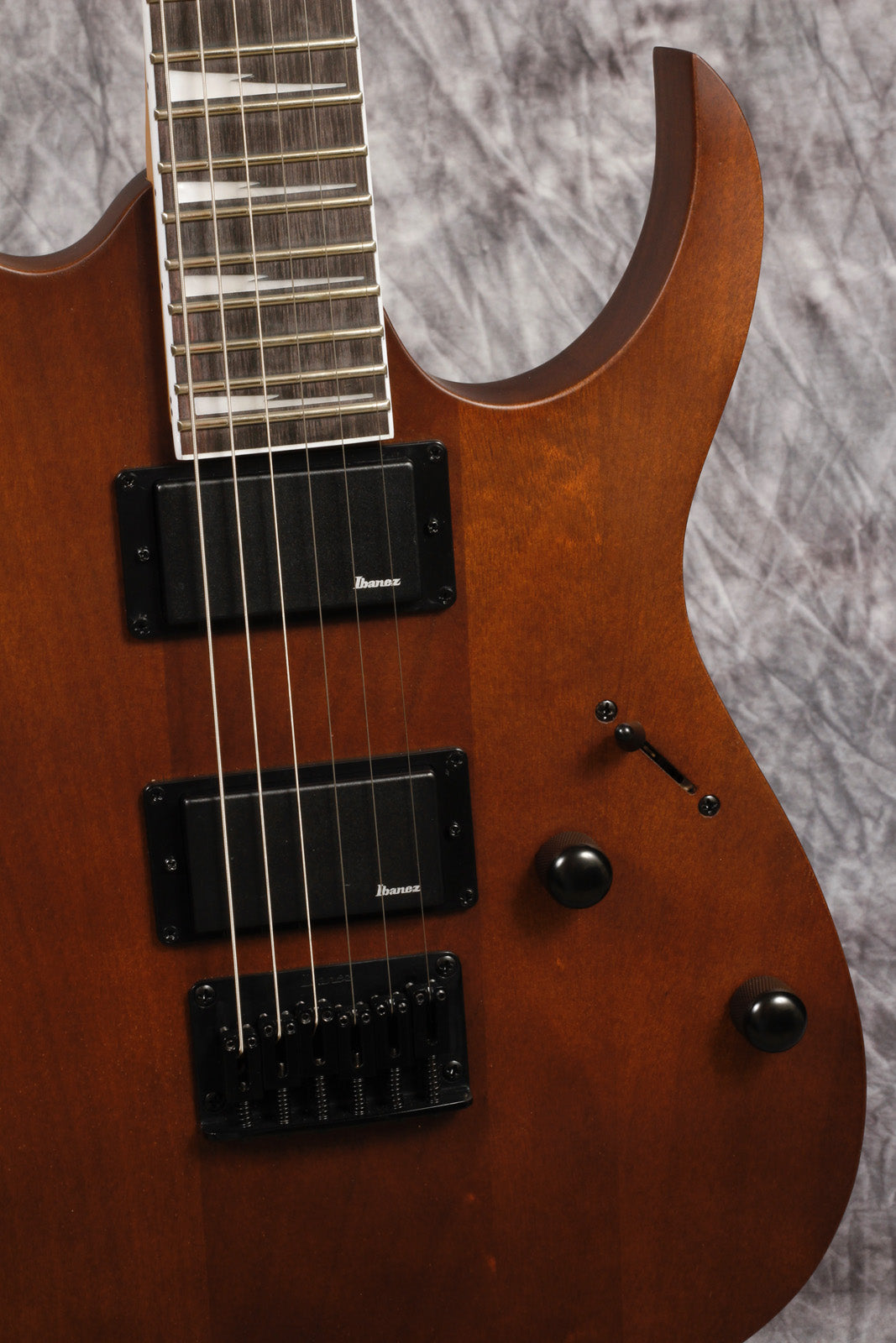 Ibanez GIO RG 6str Electric Guitar - Walnut Flat - Mojo's Music