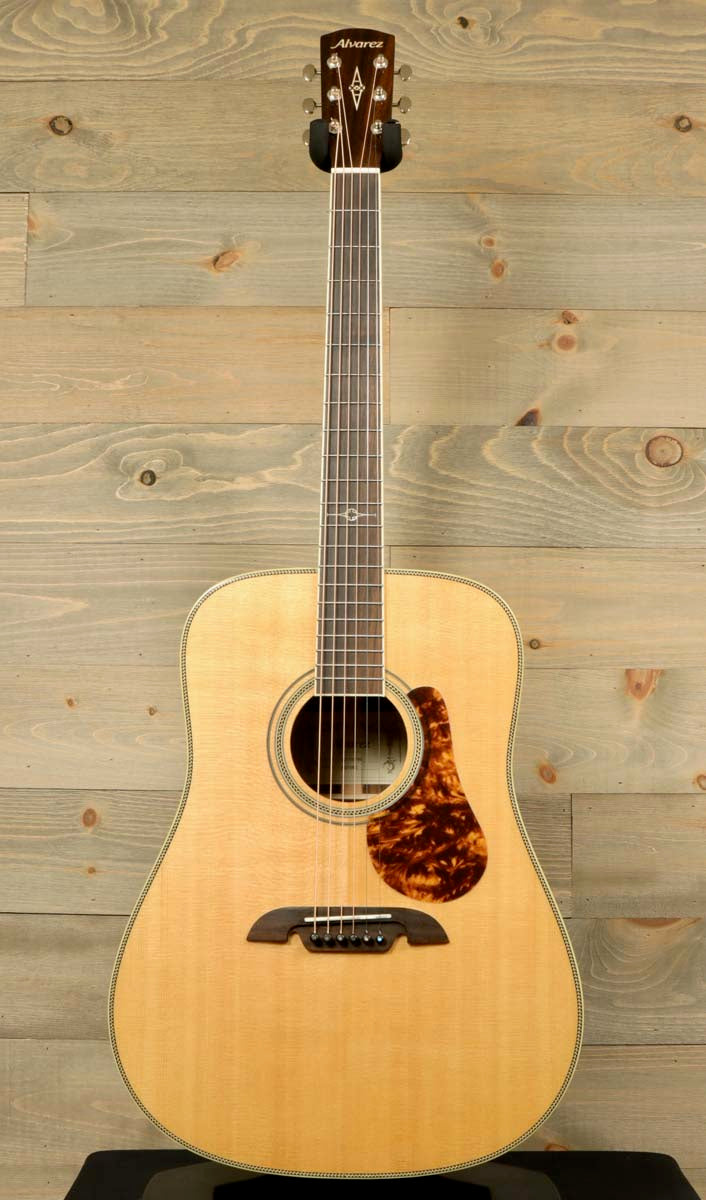 Alvarez MD70BG with Alvarez Gig Bag (USED) Alvarez