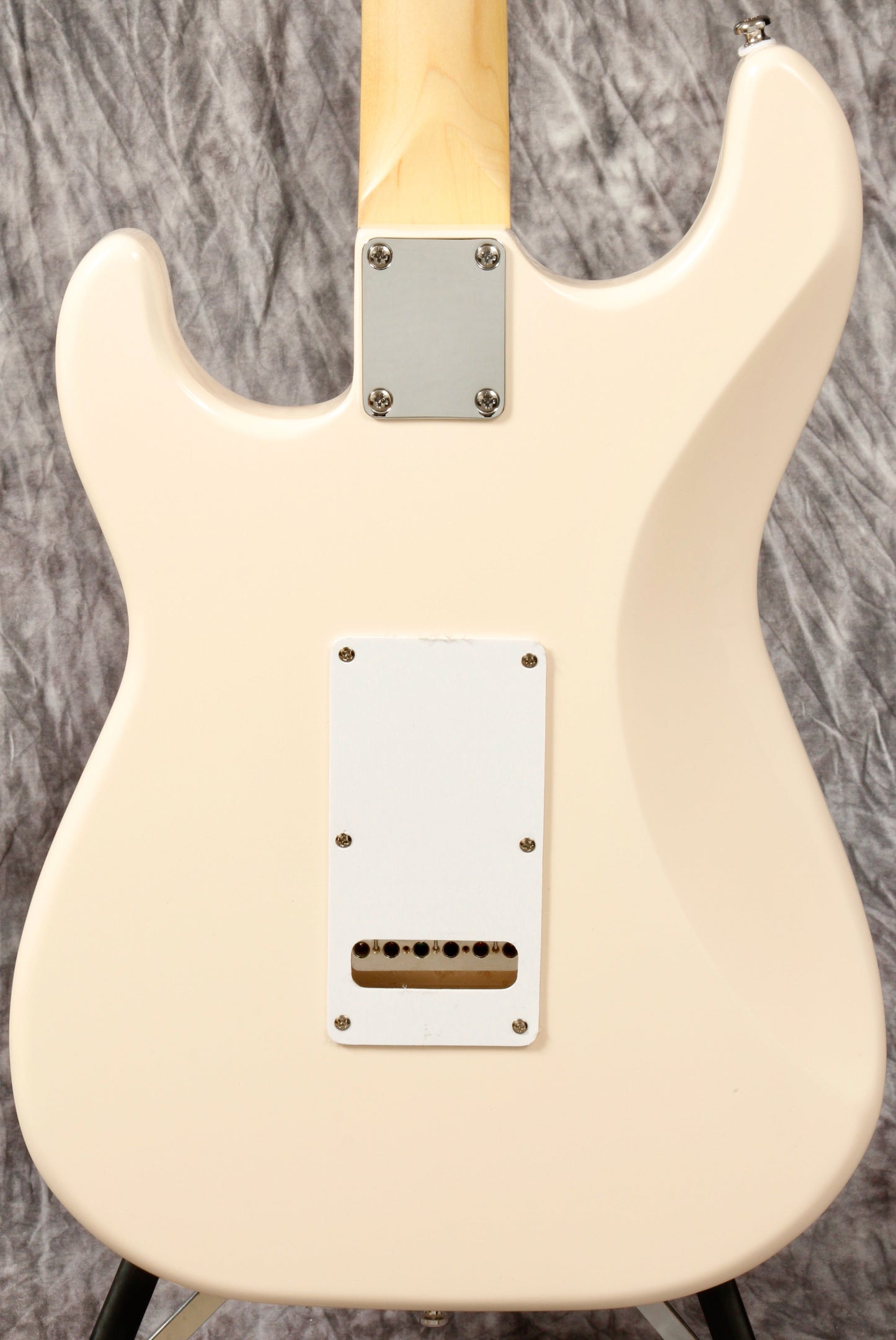 G&L Tribute Legacy Gloss White Alnico (Main Street Series) G&L