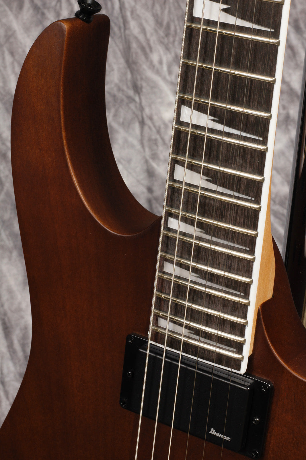 Ibanez GIO RG 6str Electric Guitar - Walnut Flat - Mojo's Music
