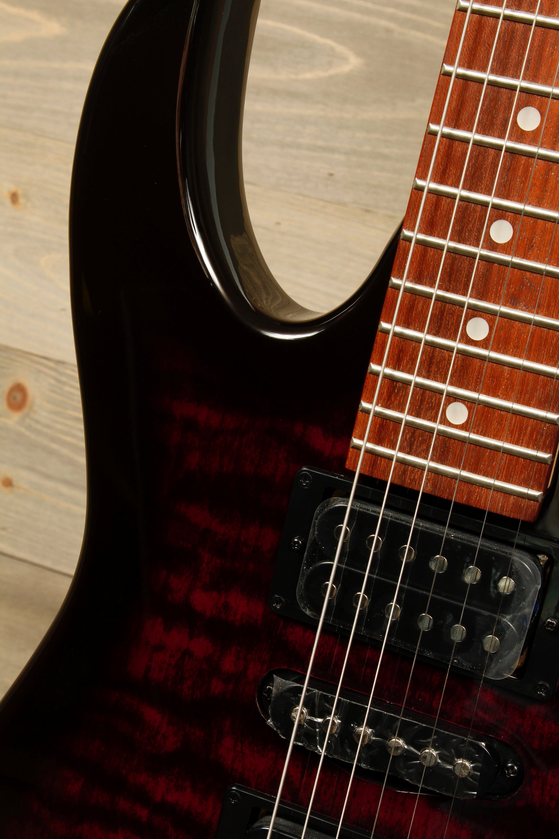 Ibanez GRX70QA - Transparent Violet.