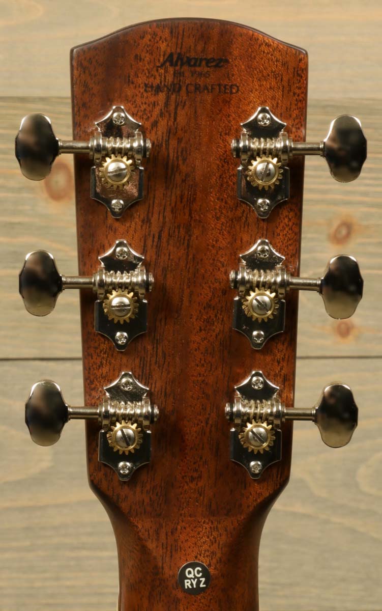 Alvarez MD70BG with Alvarez Gig Bag (USED) Alvarez