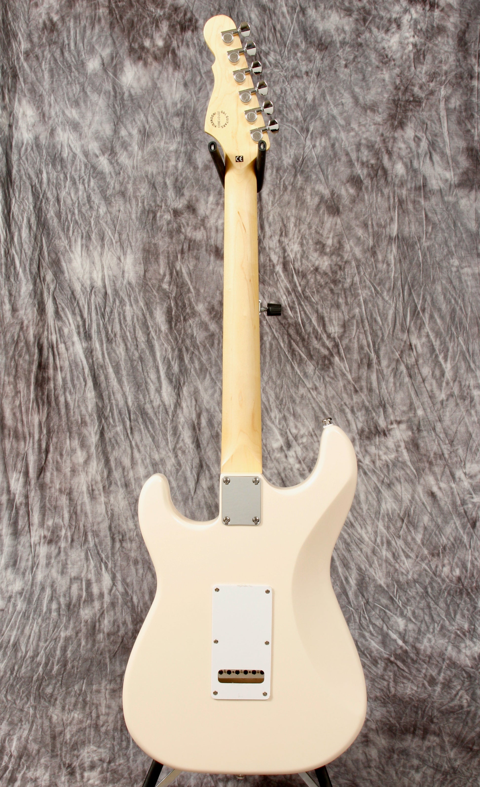 G&L Tribute Legacy Gloss White Alnico (Main Street Series) G&L