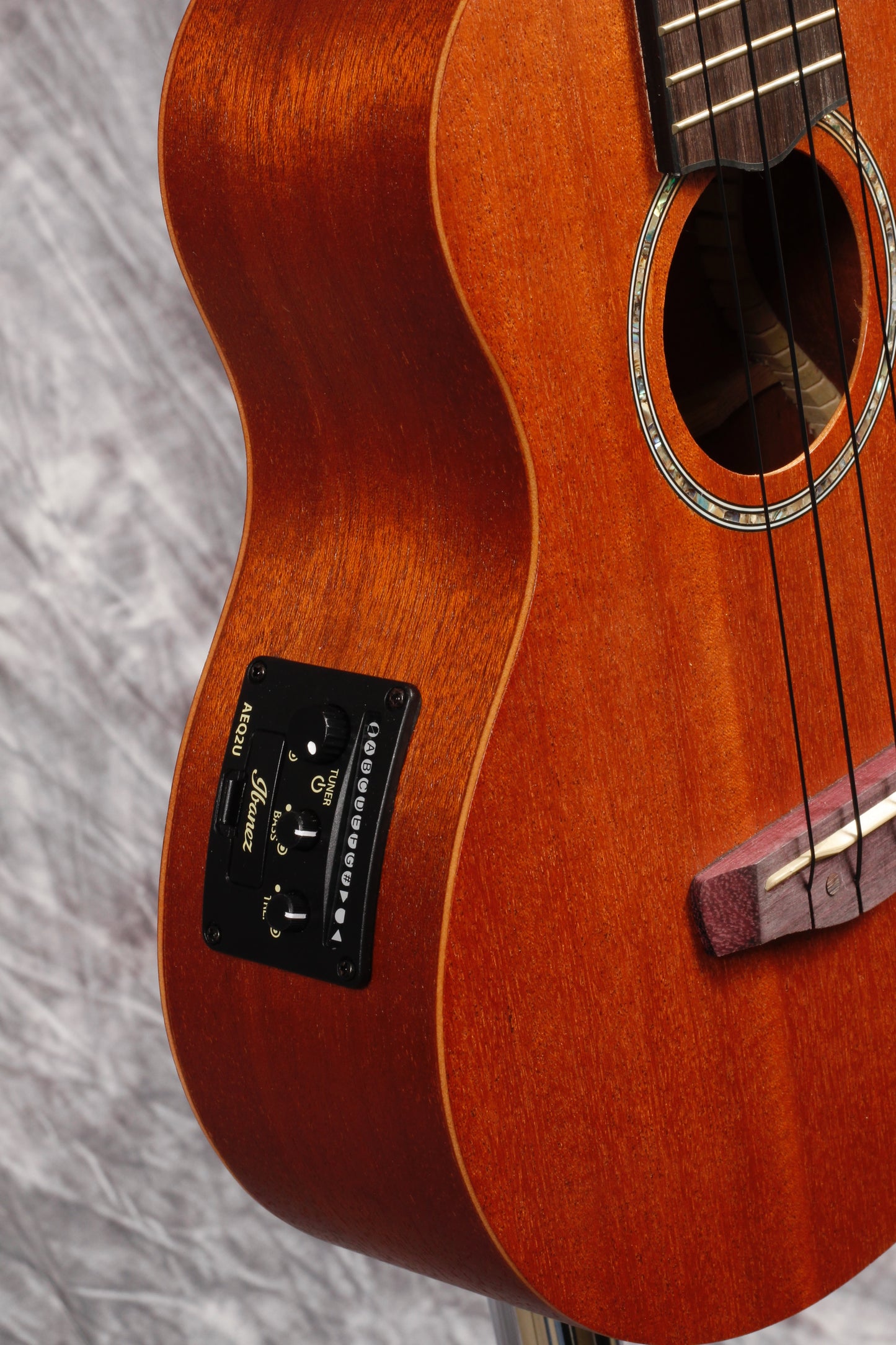 Ibanez Concert Ukulele UEW5E.