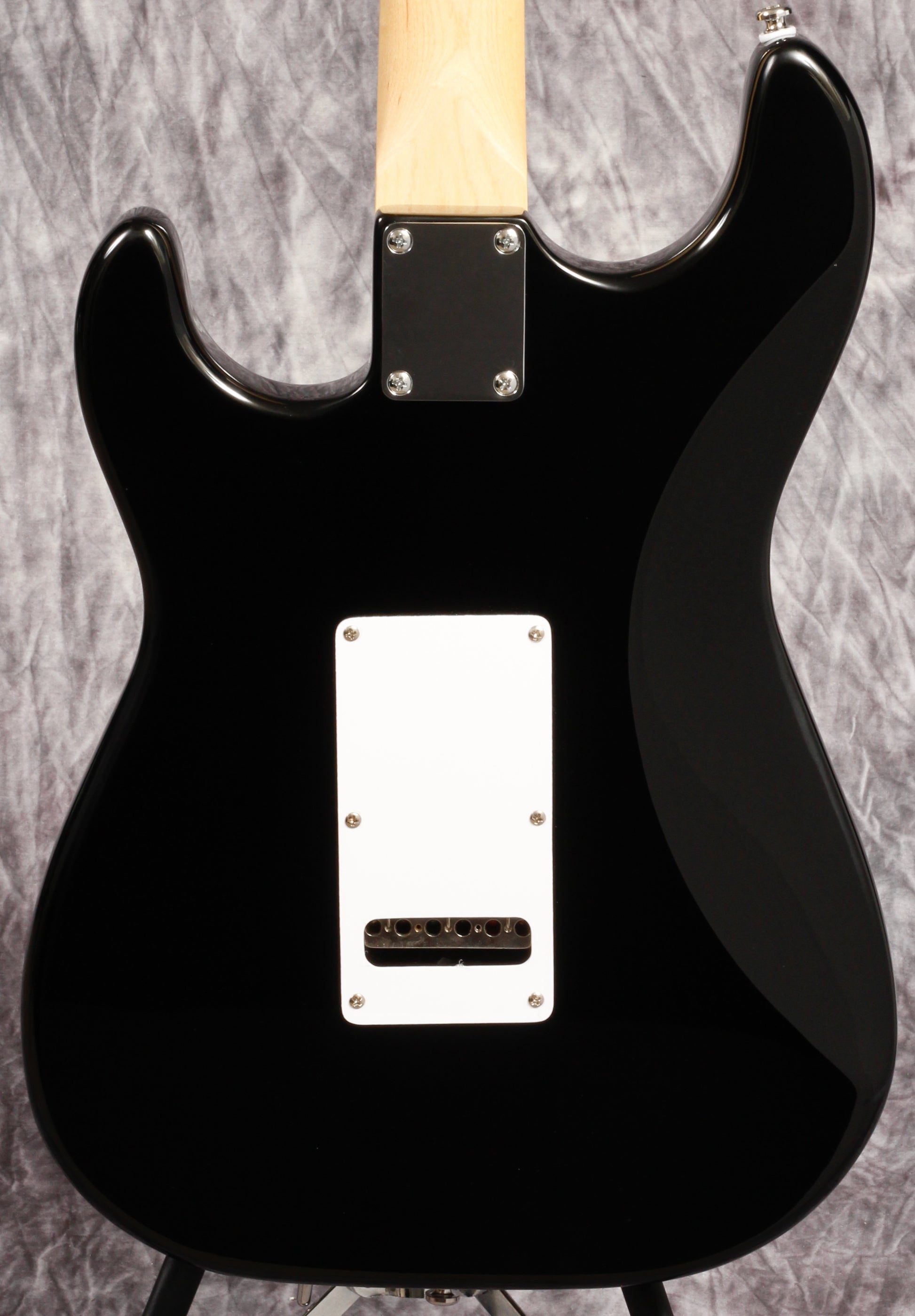 G&L Tribute Legacy Gloss Black Alnico Gilmour-Inspired (Main Street Series).