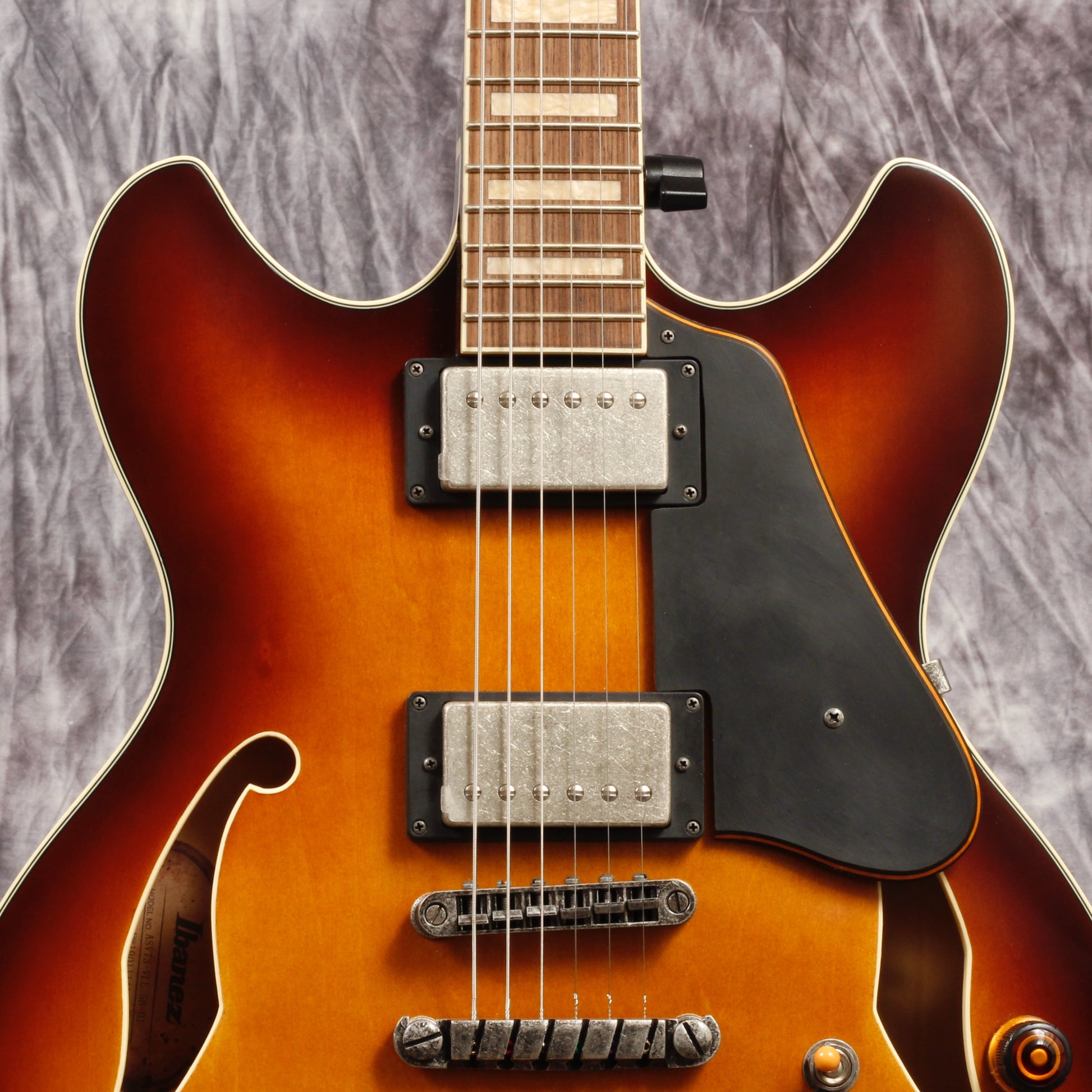 Ibanez ASV73VLL.