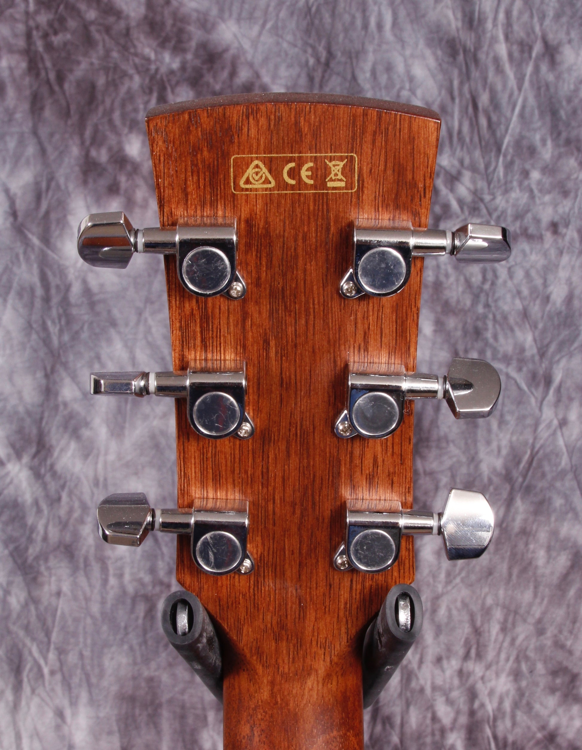 Ibanez Artwood Series ACS Electric/Acoustic Guitar.